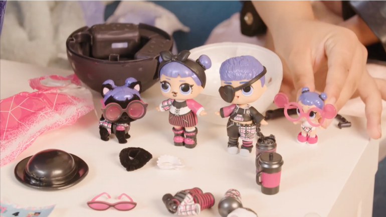 L.O.L. Surprise! Unboxed! Limited Edition Winter Disco Bigger Surprise Seasons 4 Ep. 16